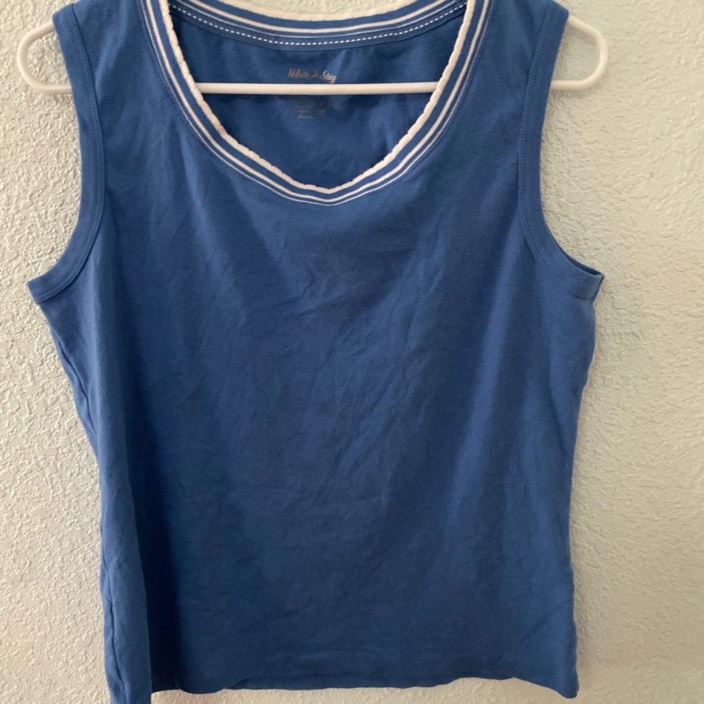 Blue top💙